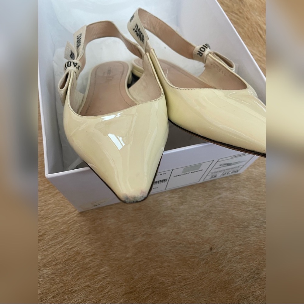Dior Cream Patent Leather J'adior Slingback Size 38
Flats - Picture 2 of 10